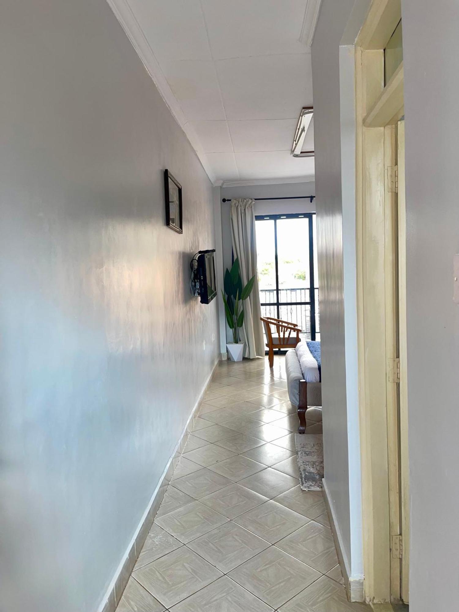 Iman Hotel Isiolo 外观 照片